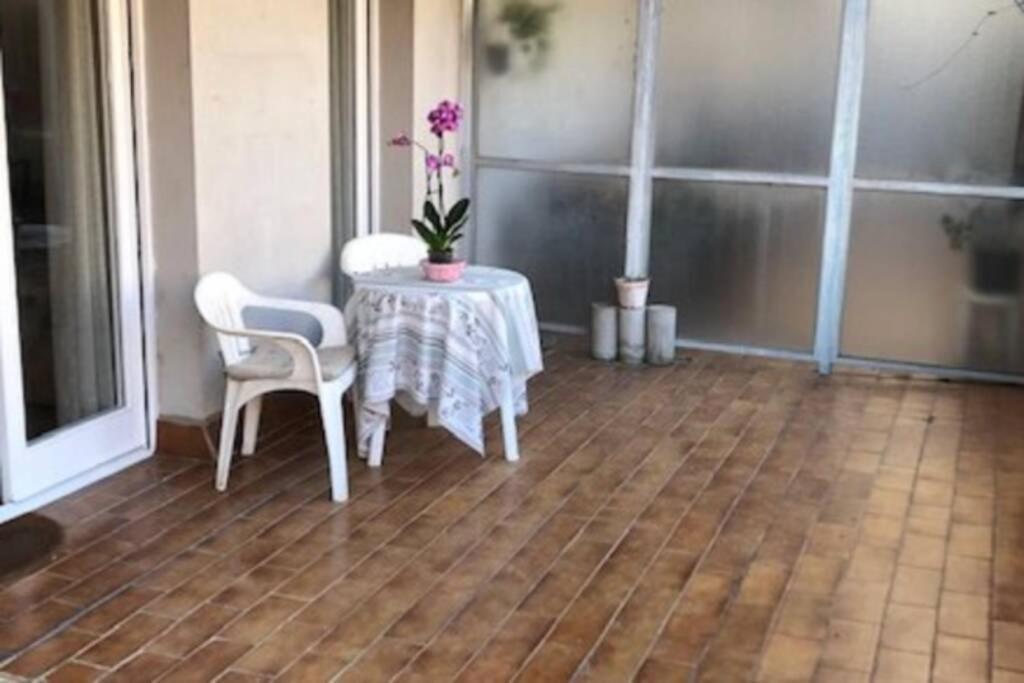 Comode Apartament Al Bell Mig De Girona Zewnętrze zdjęcie